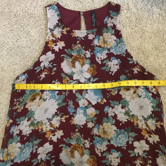 Dramatic Burgundy Floral Cluster U.S.A. Made Dress - Picture 13 of 16